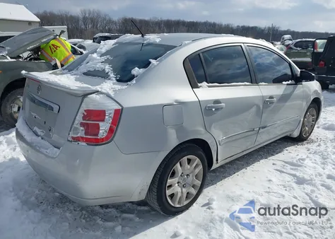 2011 Nissan Sentra 2.0S z USA, uszkodzony, nr VIN 3N1AB6AP4BL615060